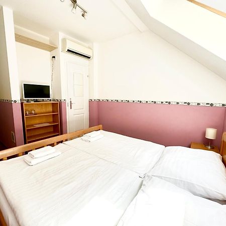 Privat Adriana Apartment Kremnica Exterior photo